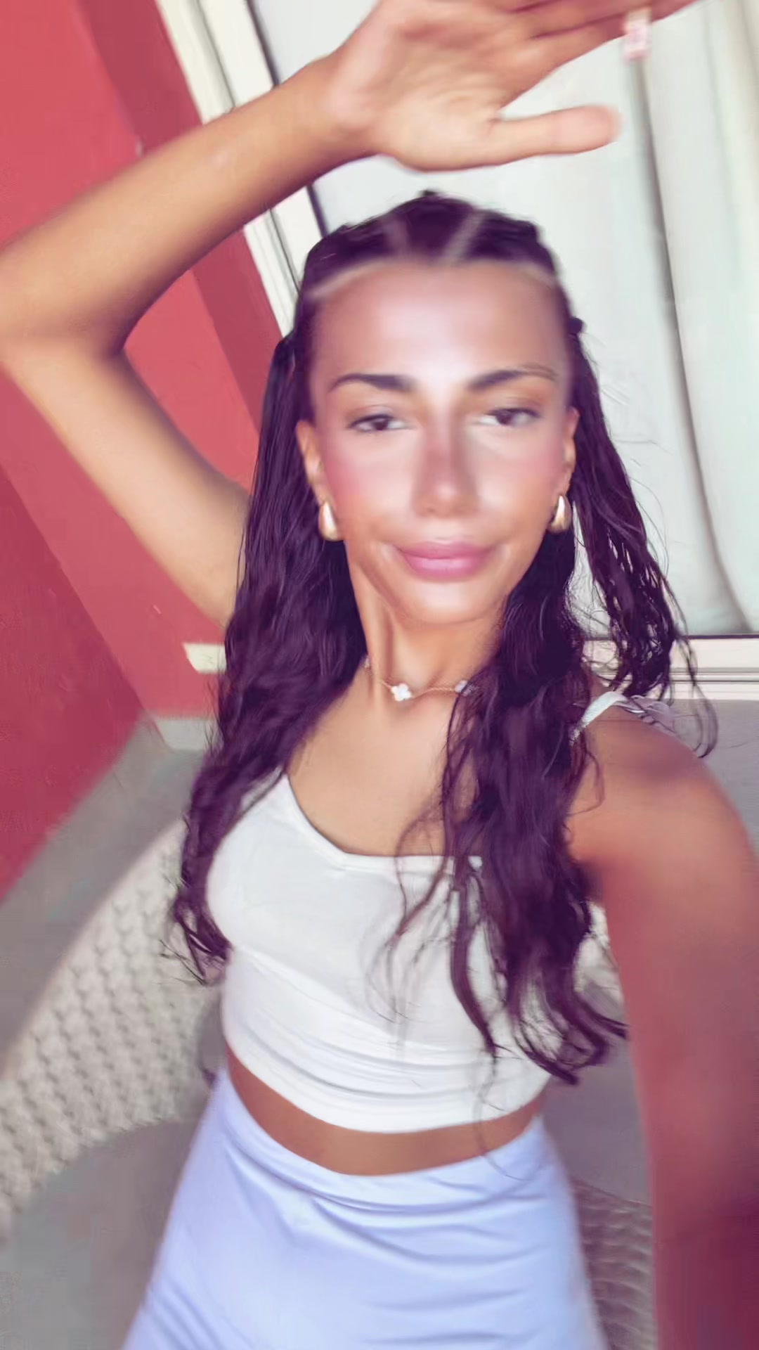 @deinbronarinlo👩🏻&zwj;❤️&zwj;💋&zwj;👩🏻