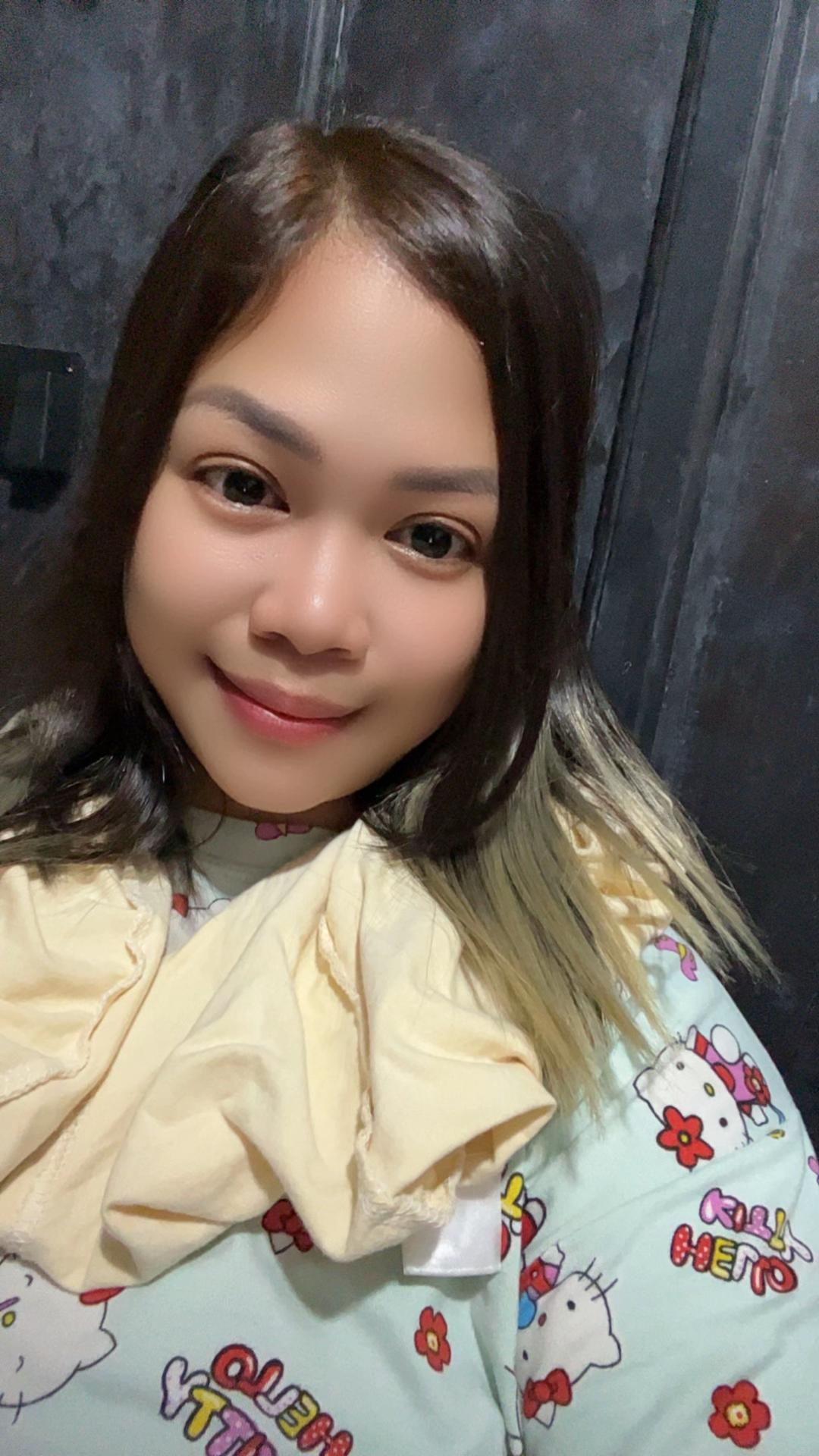 @LYKA B. ROLDAN 👩&zwj;🏫