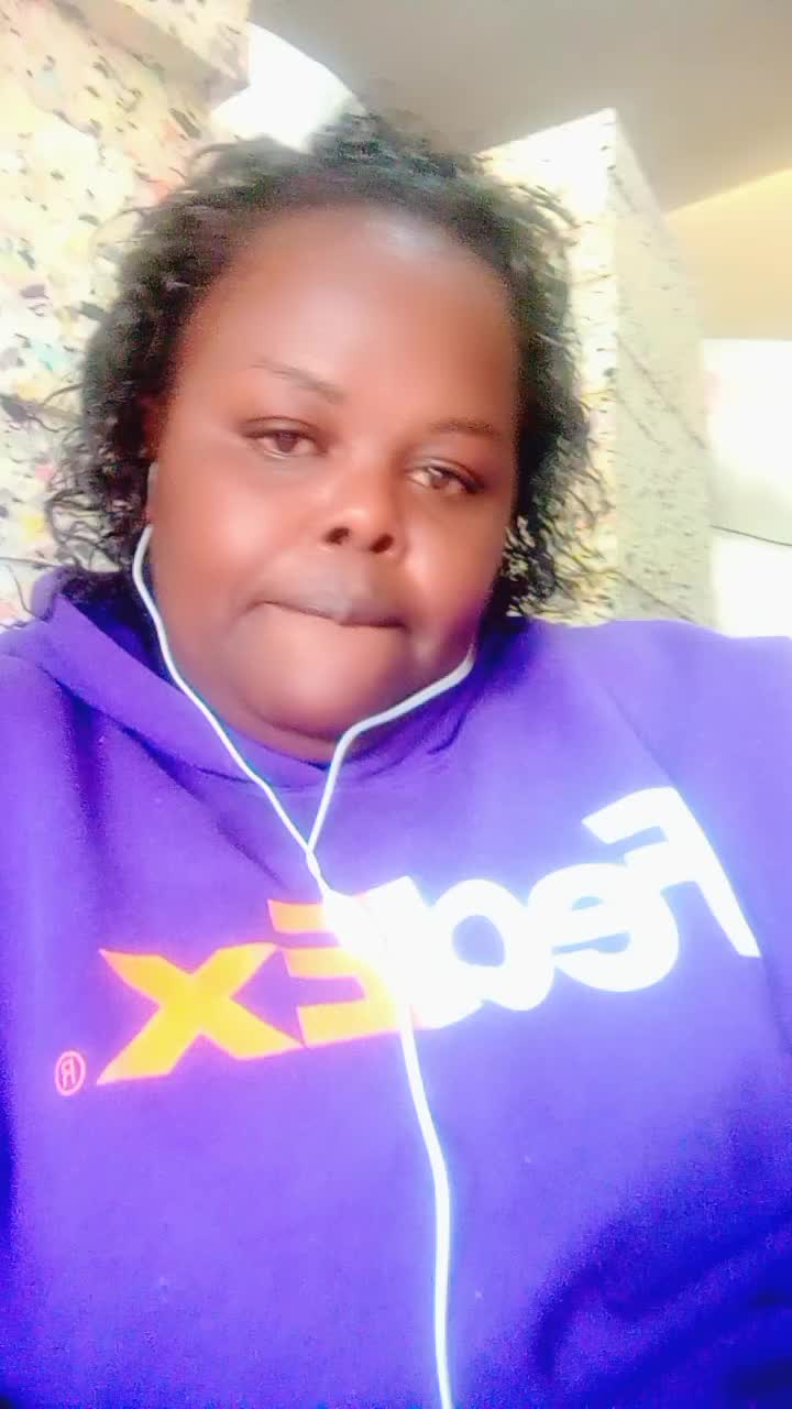 @headgirl26