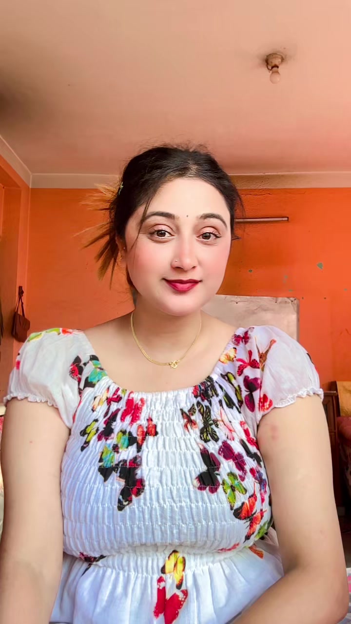 @Miss_Adhikari🦋