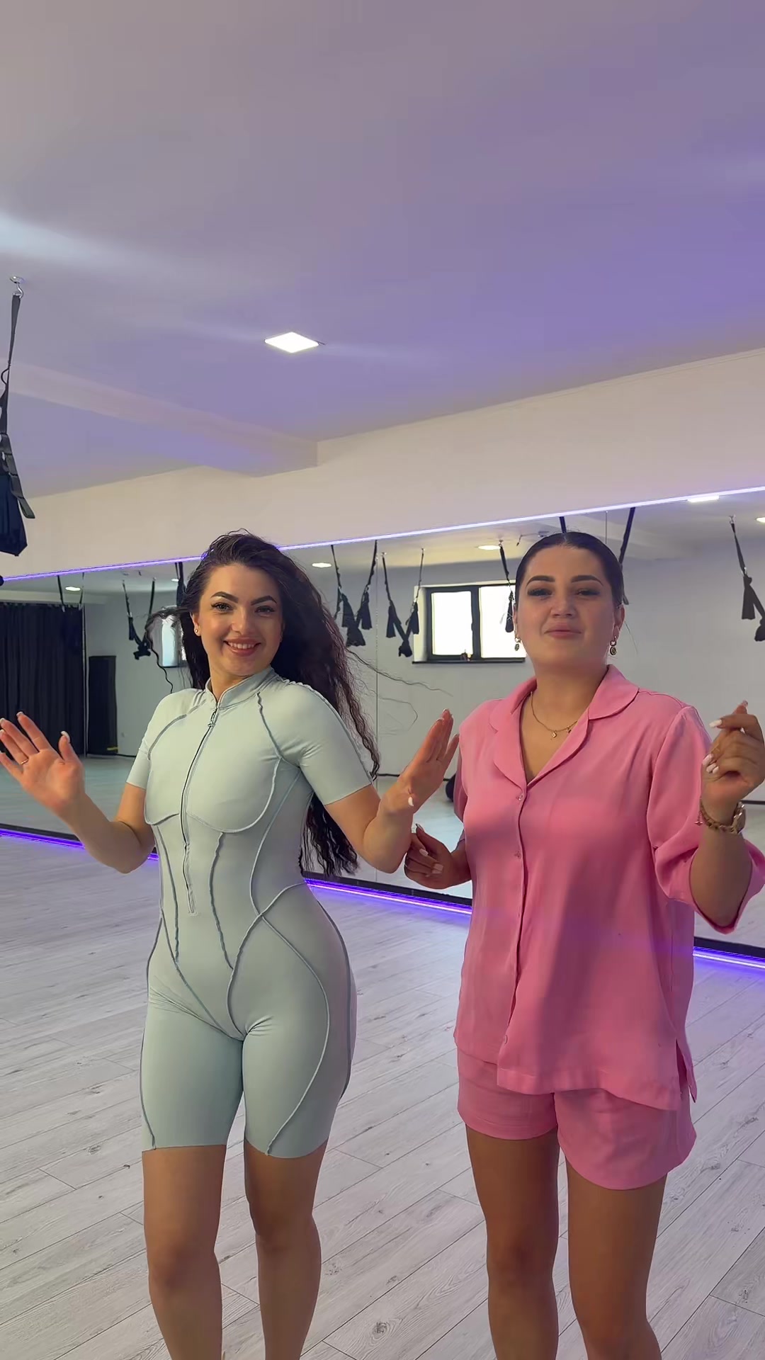 @vıkaborka