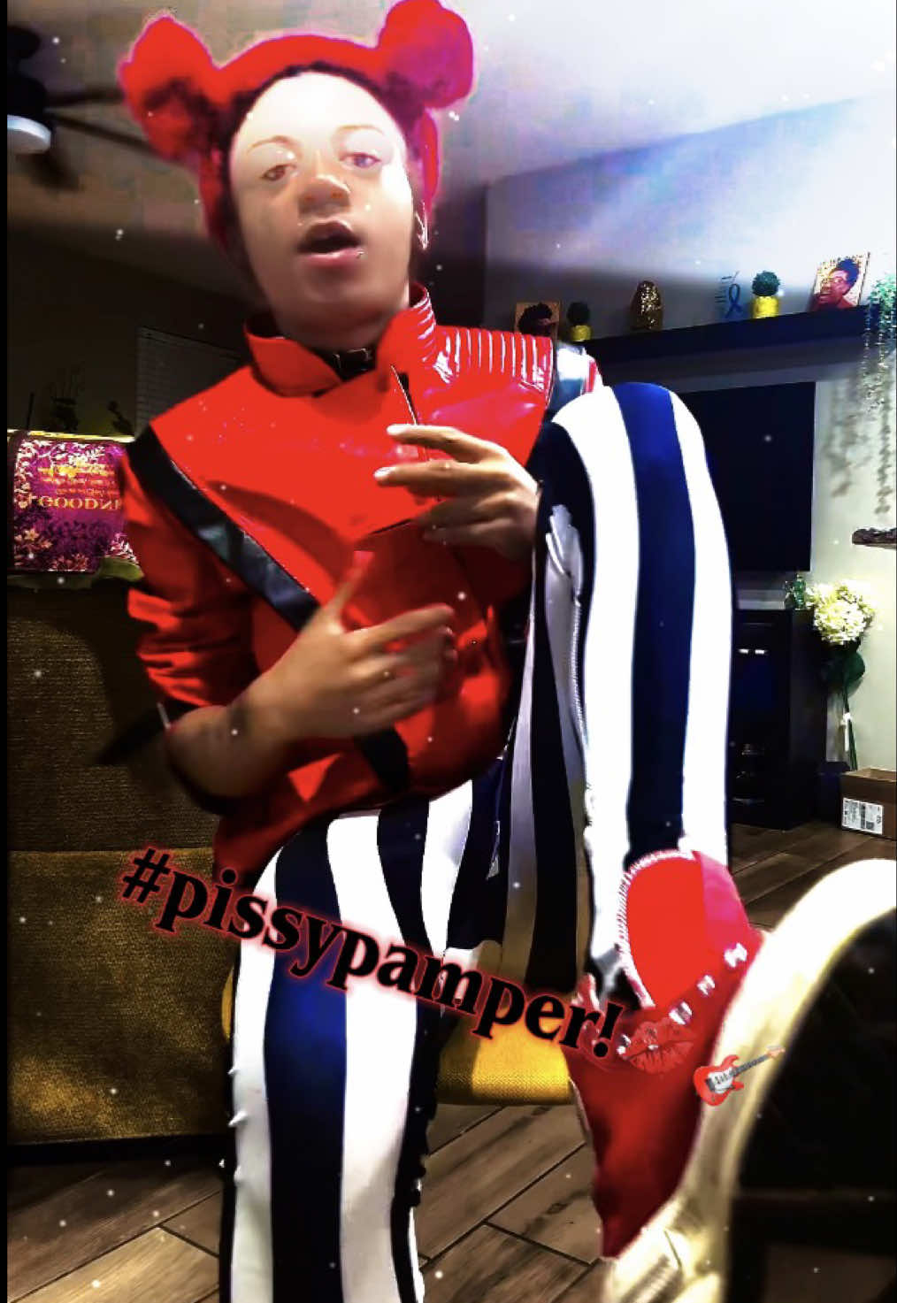 @spikepoison!🧑🏻&zwj;🎤👩🏿&zwj;🎤