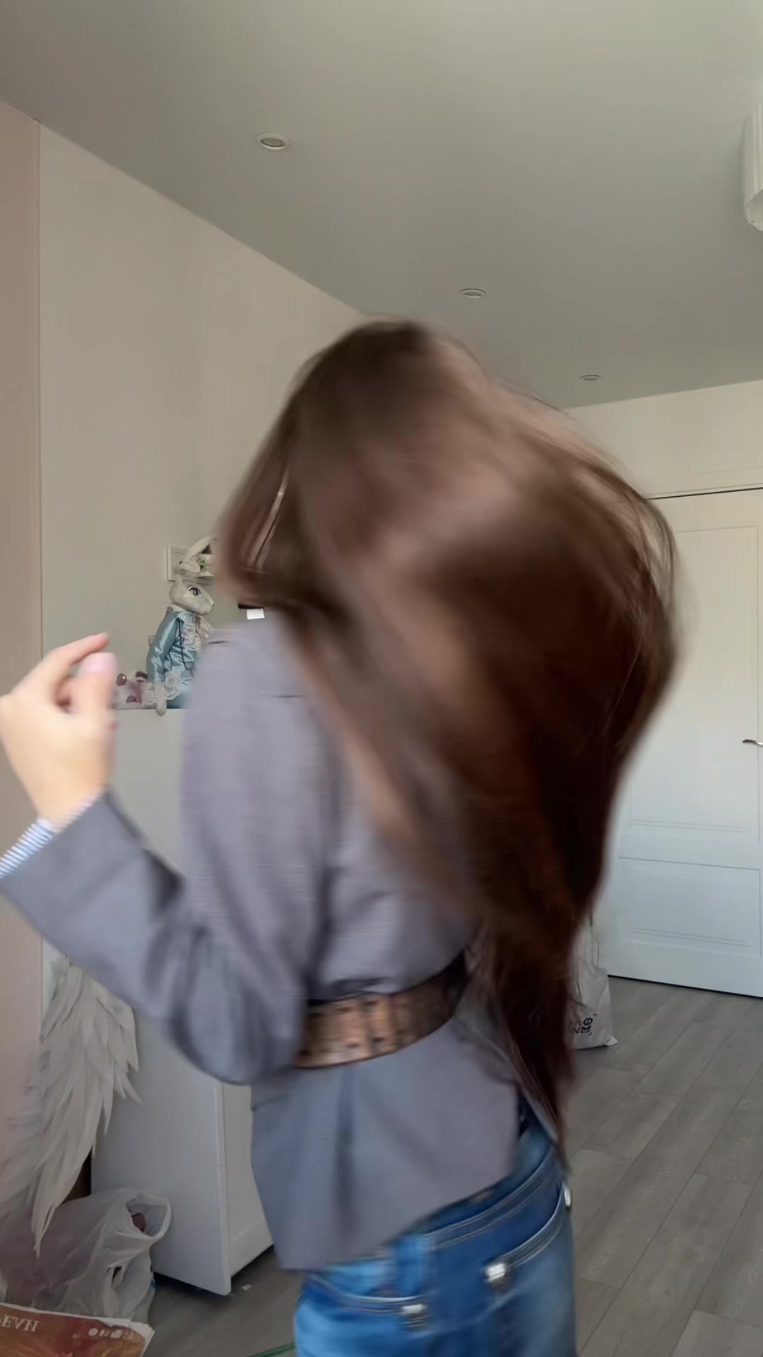 @lilishes
