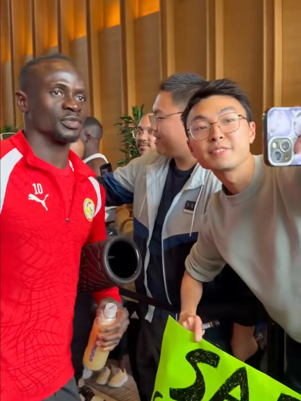 @SADIO MAN&Eacute; 10 Officiel