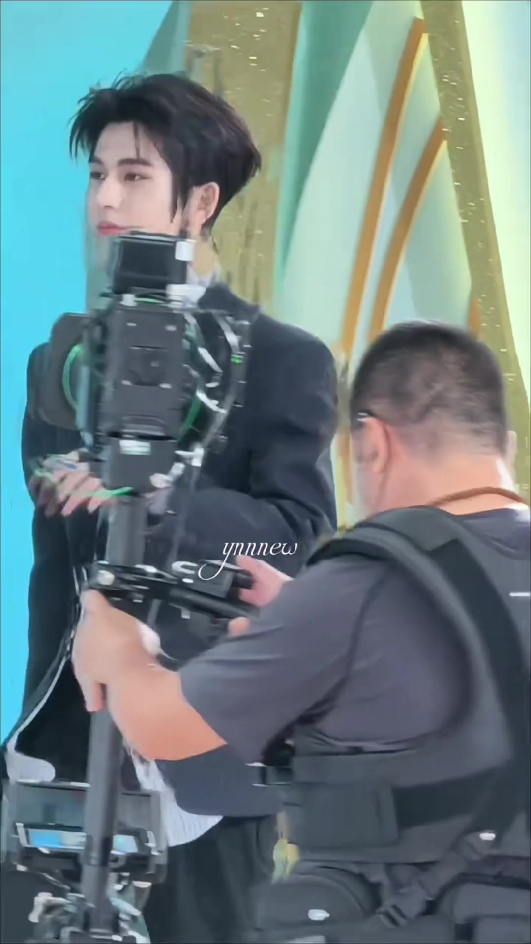 @Zhang Linghe