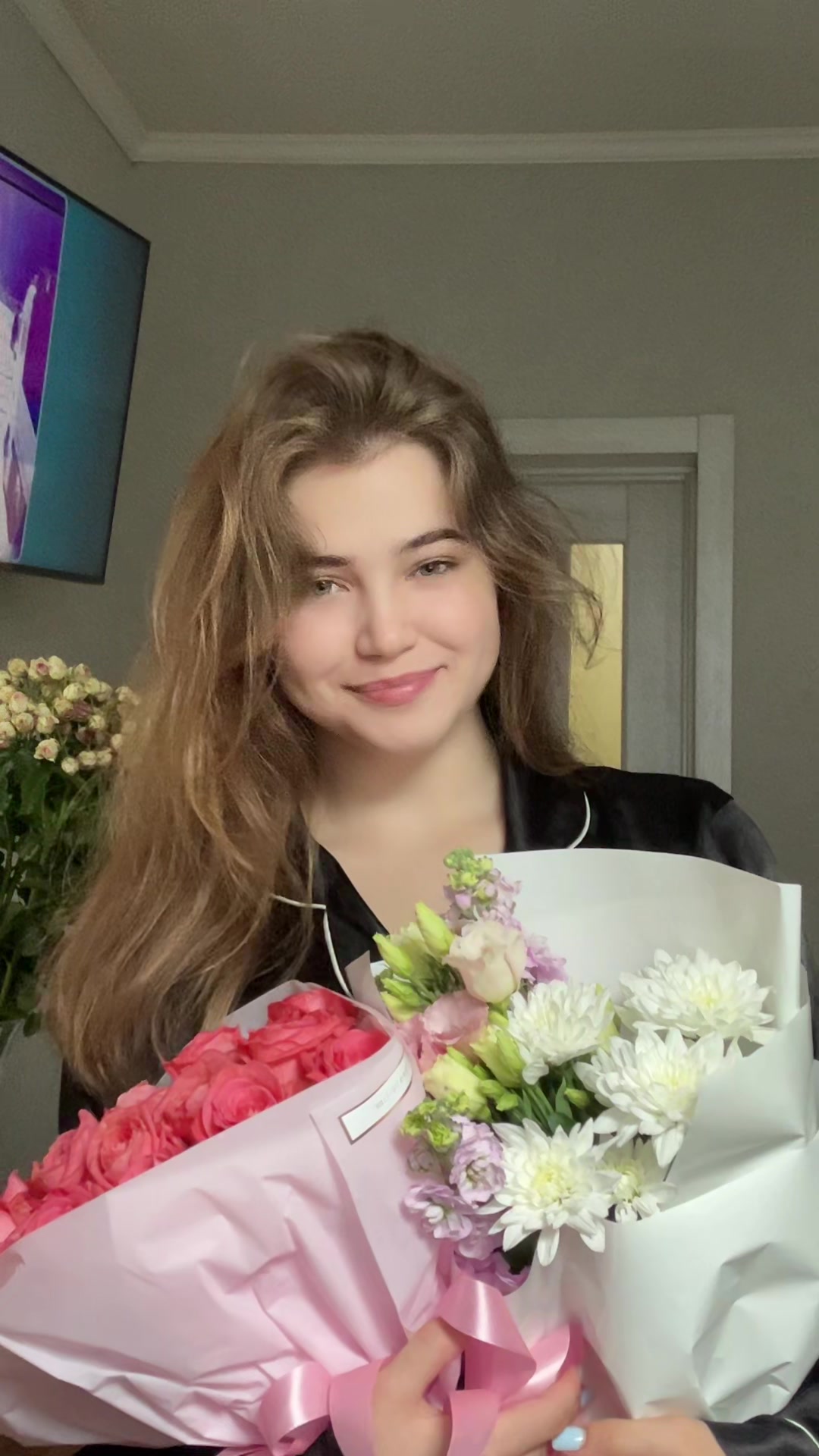 @Ќ