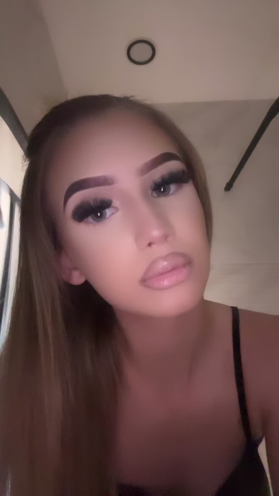 @𝓪𝓵𝓮𝓴𝓼𝓪𝓷𝓭𝓻𝓪