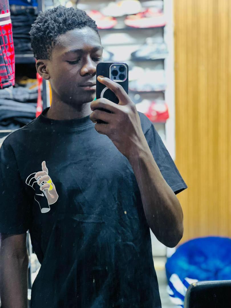 @Ronel 🥷🩸