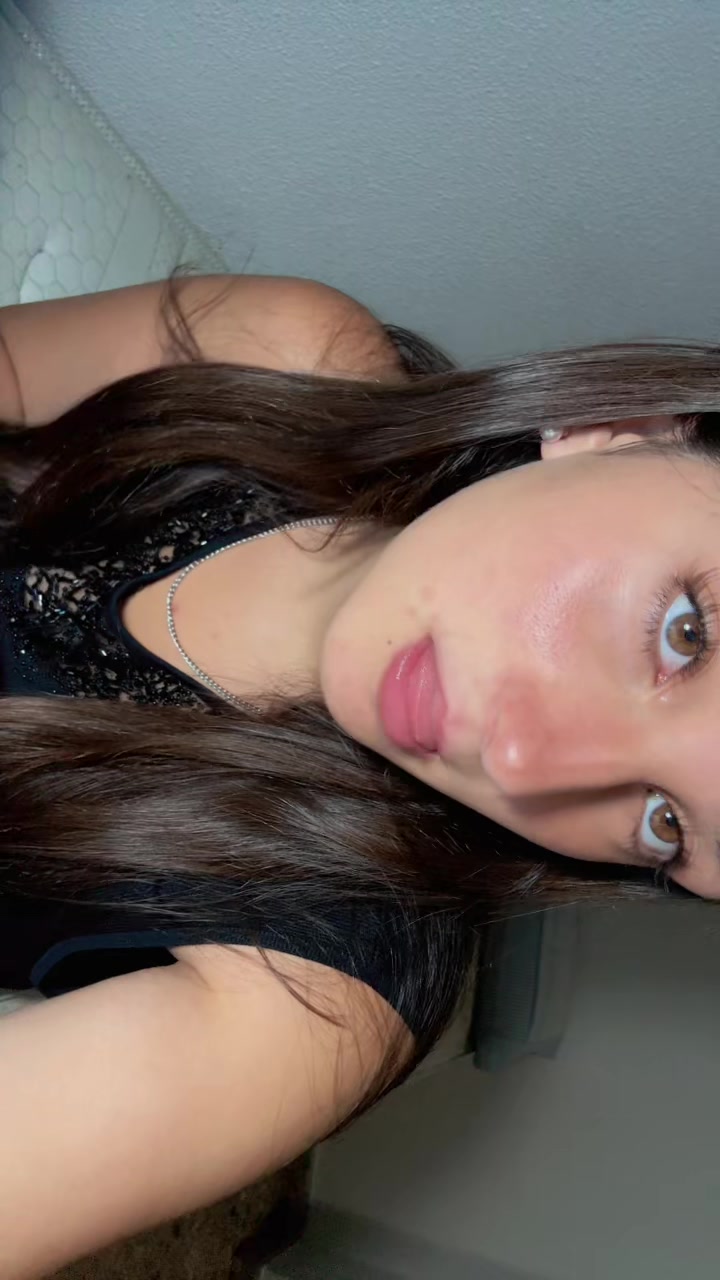 @️ 𝖅𝖆𝖎𝖗𝖆🌹