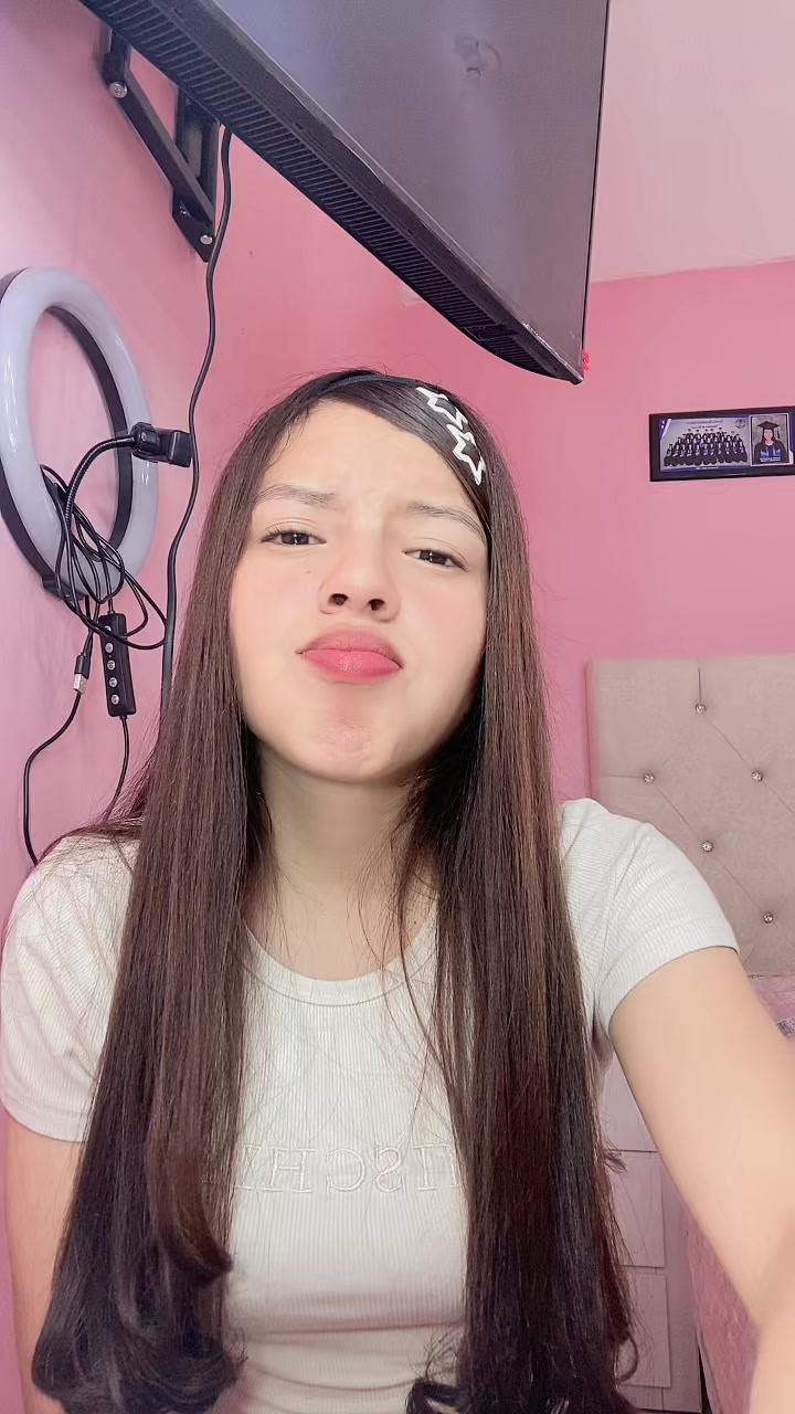 @Dafnee E.🌸💕