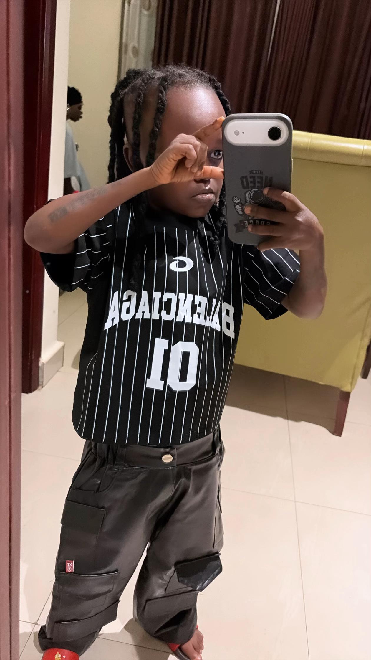 @5Naira