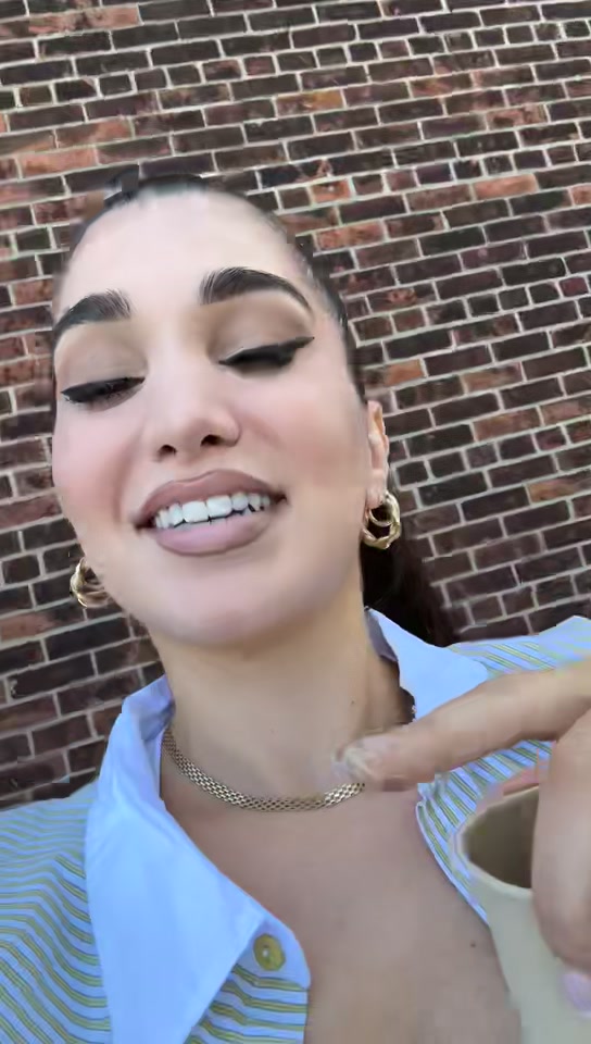 @Bibi