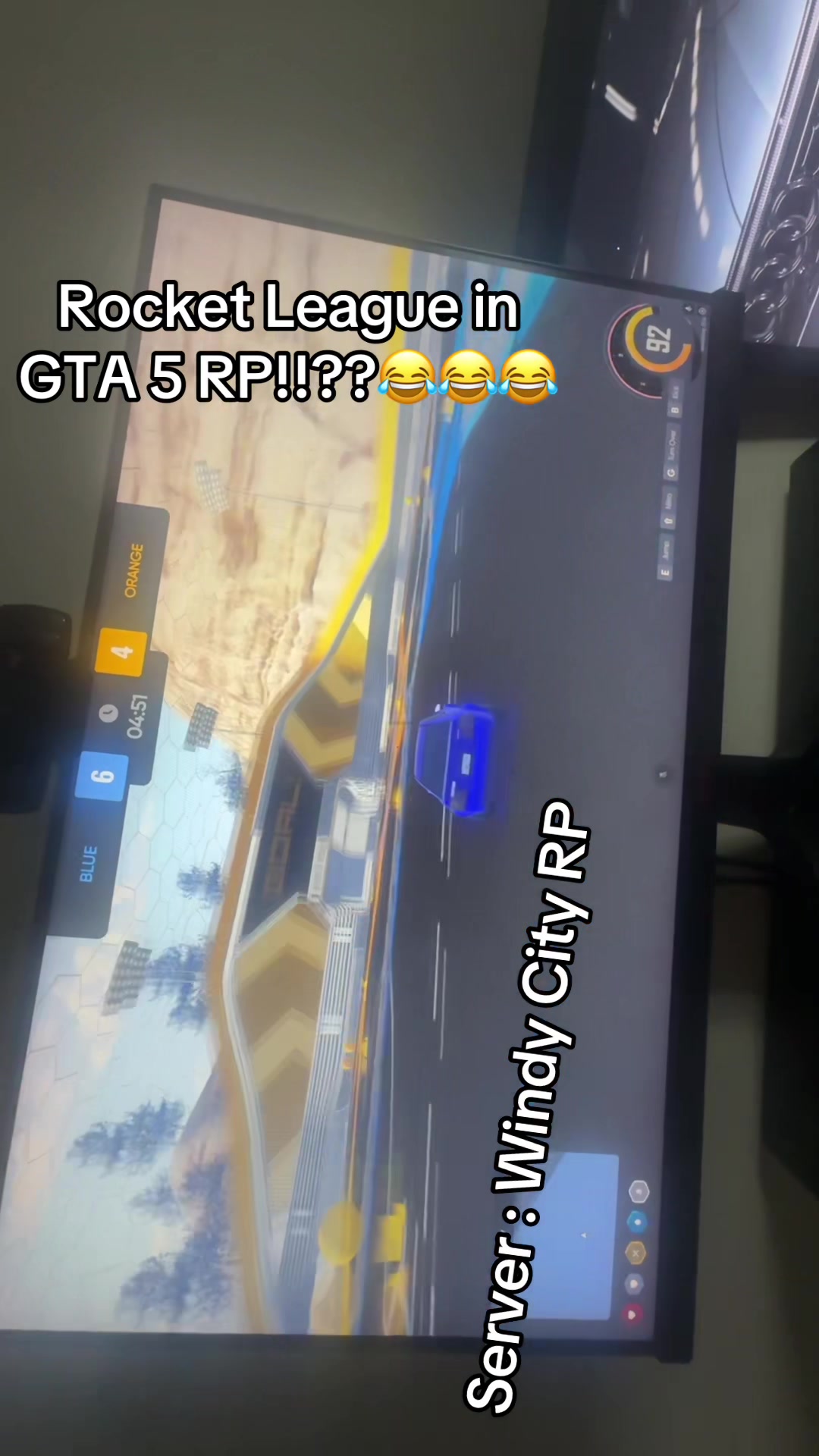 @Twitch: @Raxkkkz