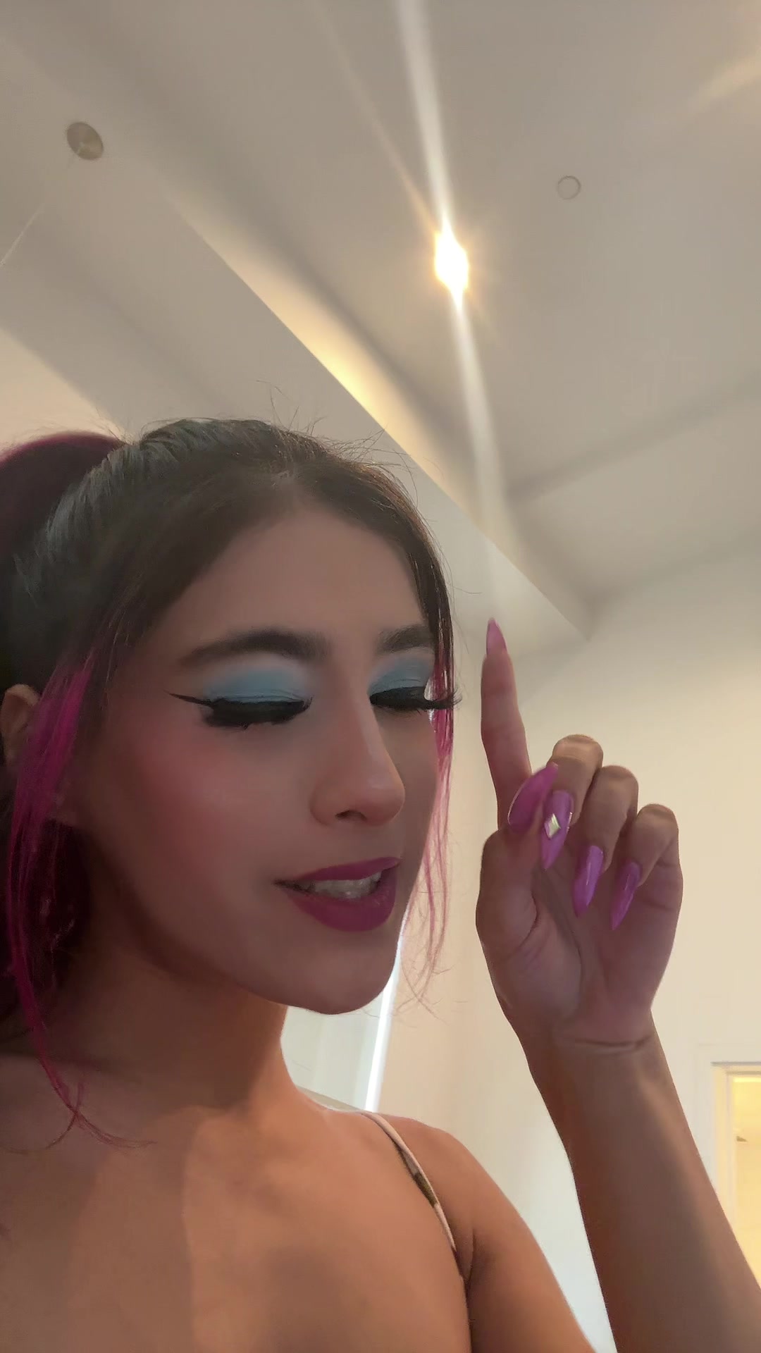 @𝔇𝔞𝔷𝔷♡︎