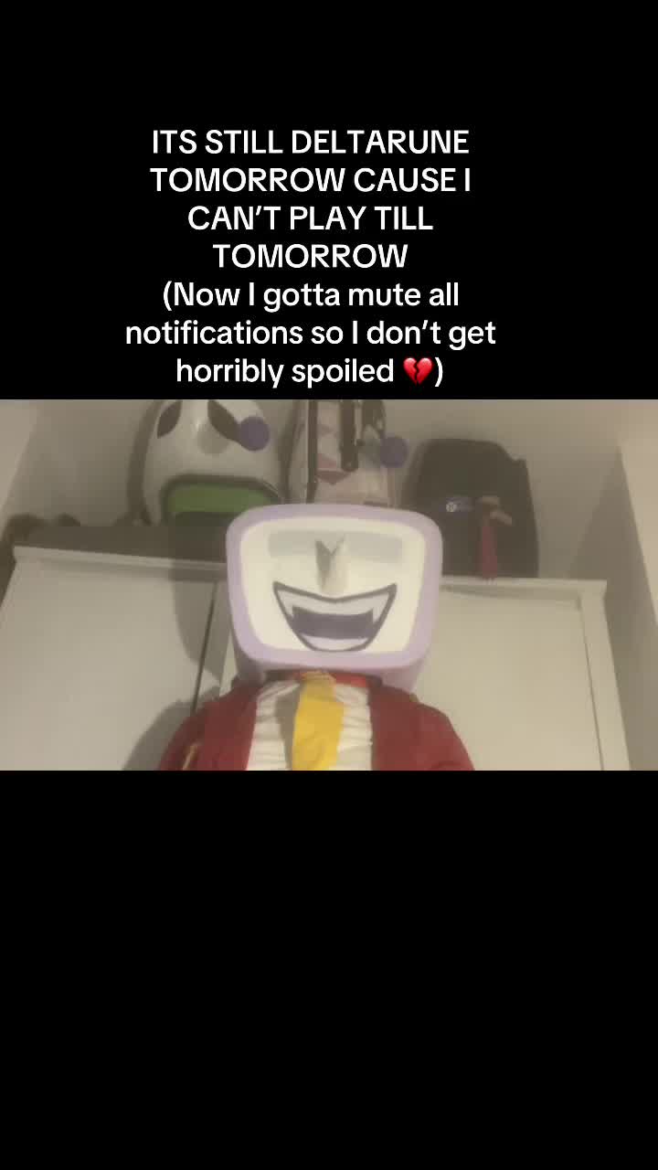 @:3