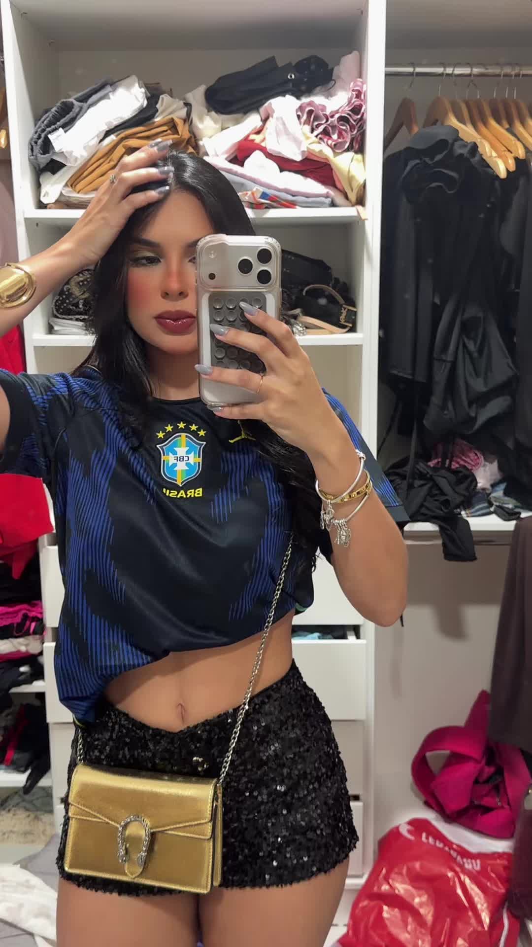 @naelypereira