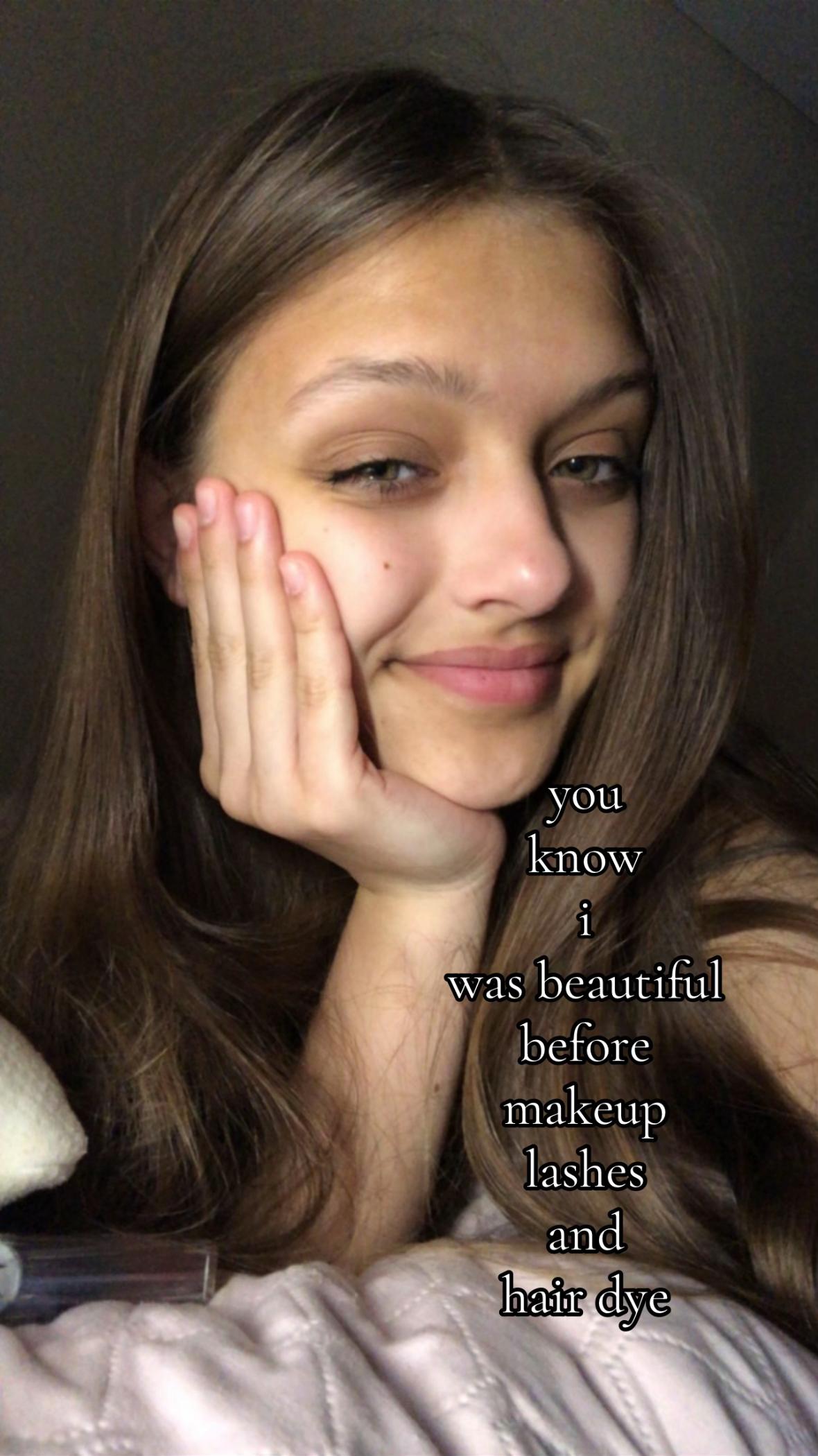 @anna𖣂