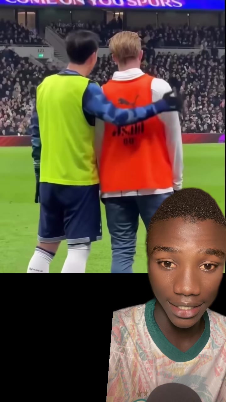 @LE CHRONIQUEUR DU PEUPLE 🧠
