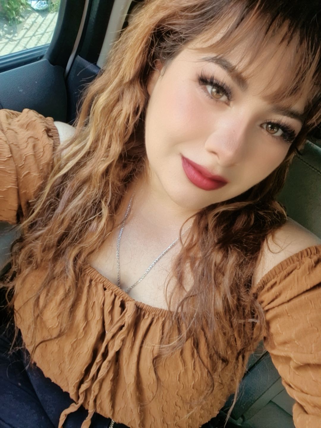 @Iz Lanuza