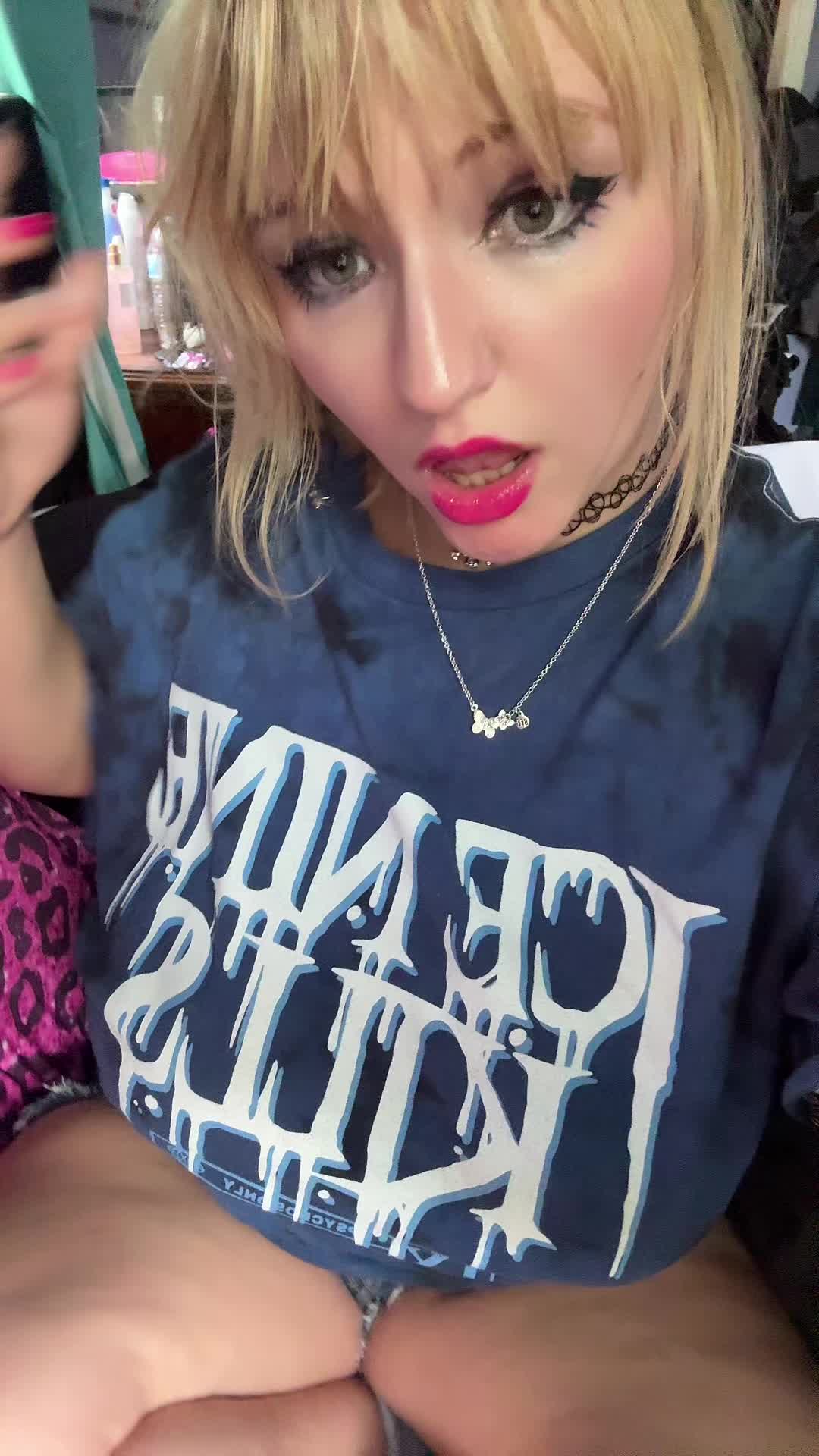 @midnightbutterfly_