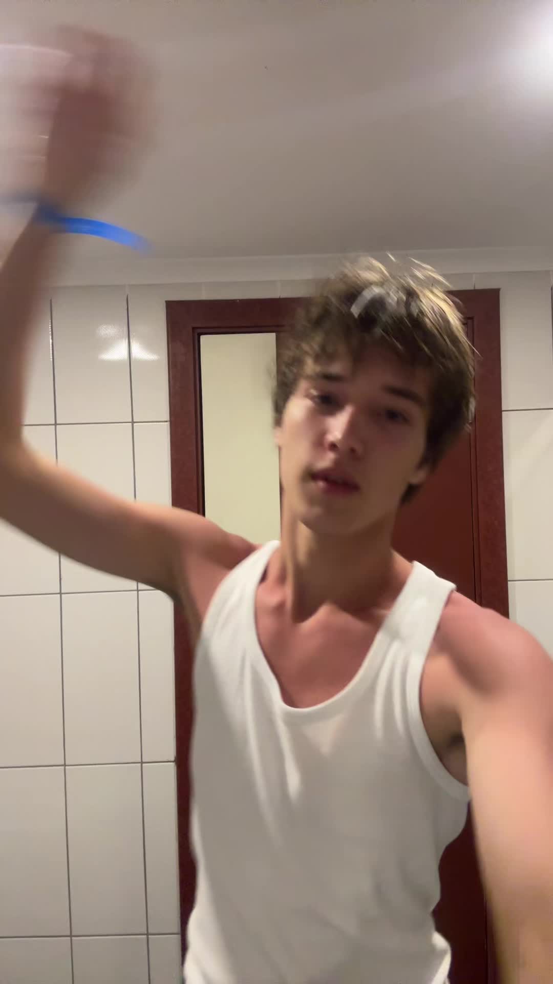 @Makzzz