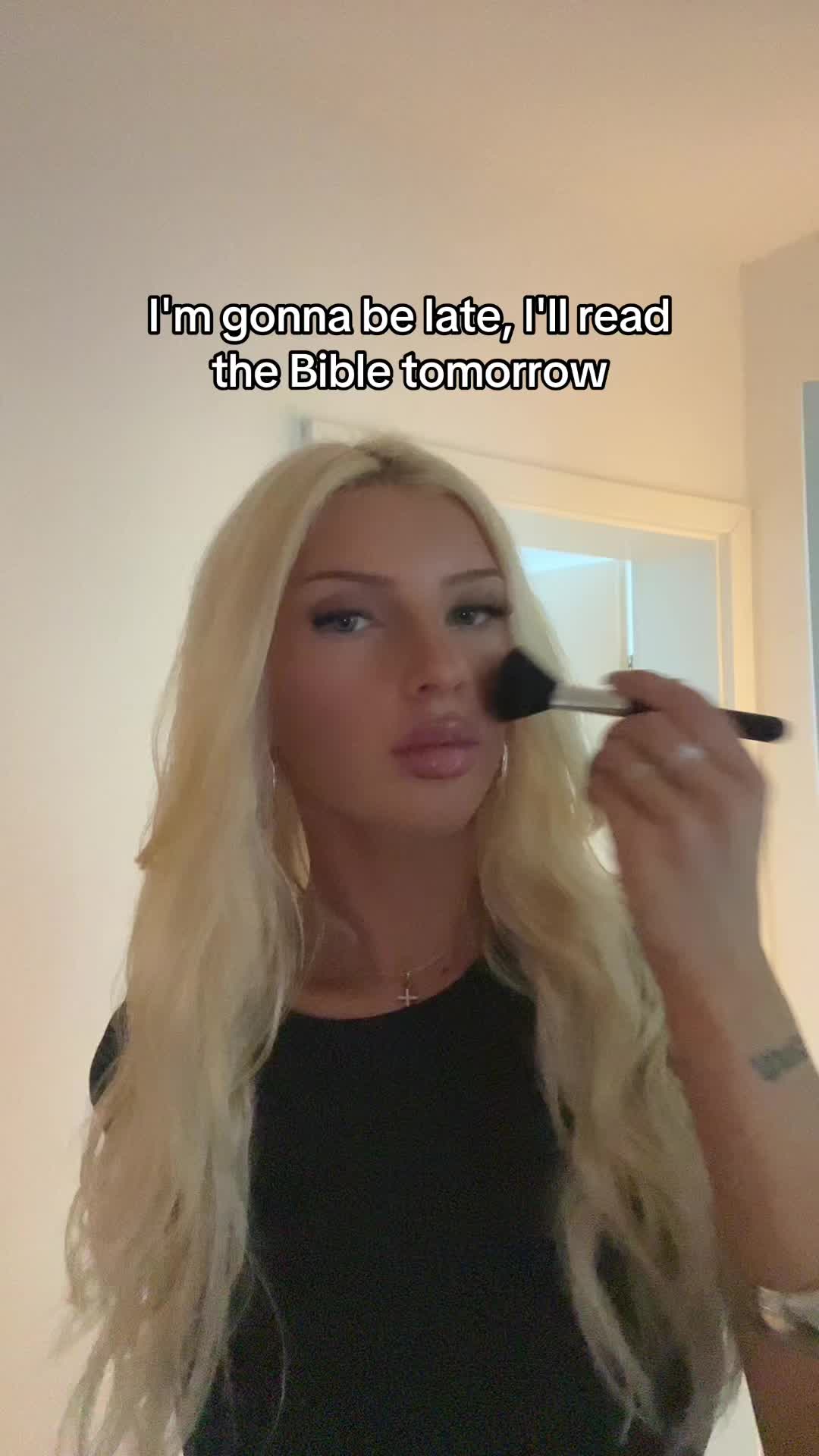 @𝒞𝒽𝒶𝓇𝓁𝒾𝓃𝑒