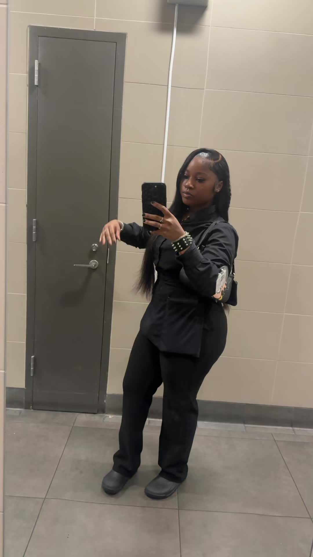 @C&rsquo;nya🖤.