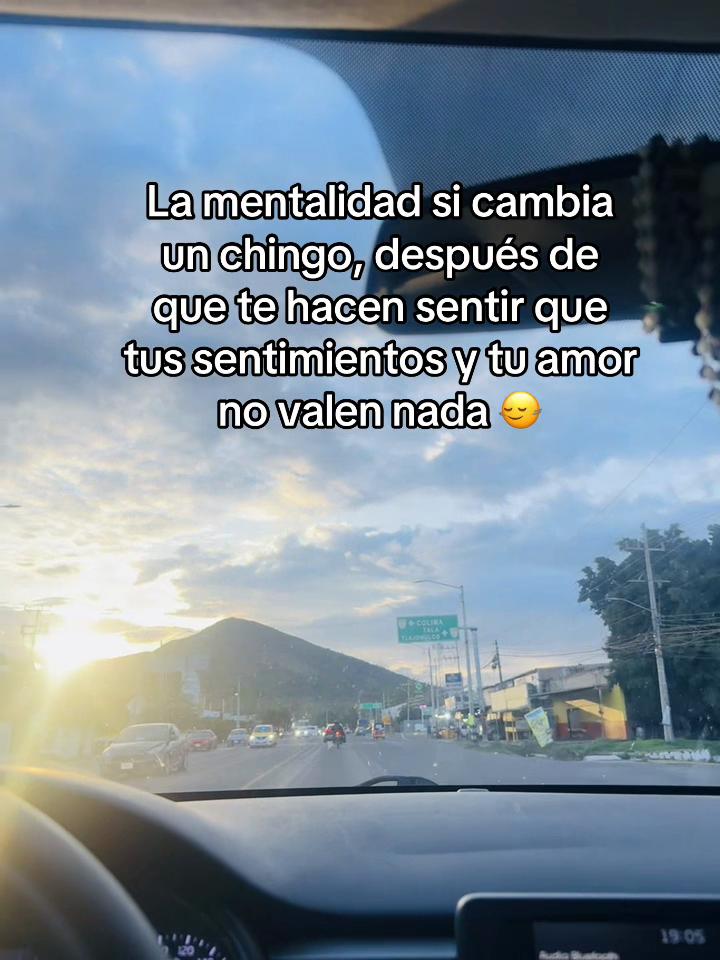 @Sandy Garc&iacute;a 👑💕