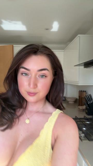 @Cutepowerlegslive