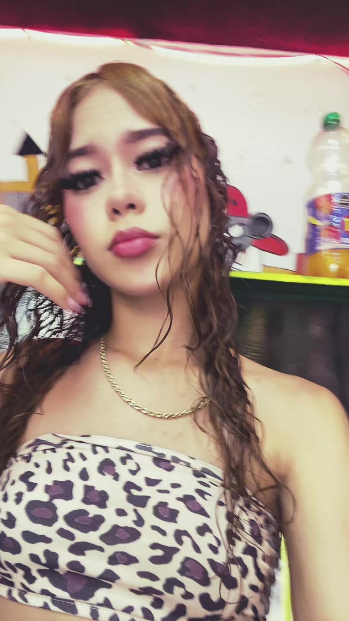 @Mila🍭.!