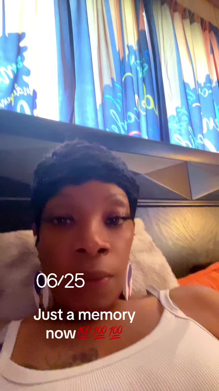 @QueenLawne