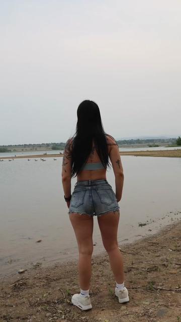 @Laritza25_oficial