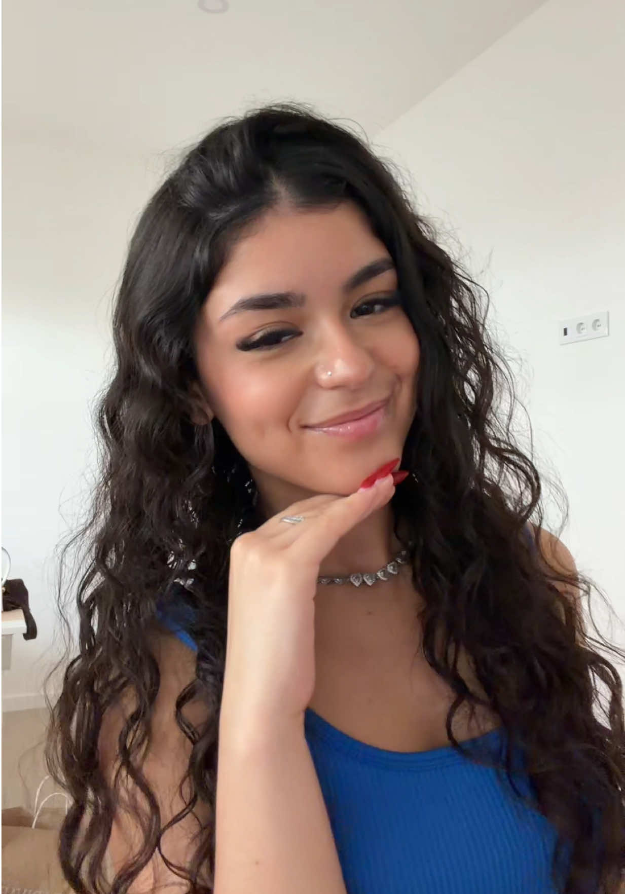 @&bull;Liana🧛&zwj;♀️