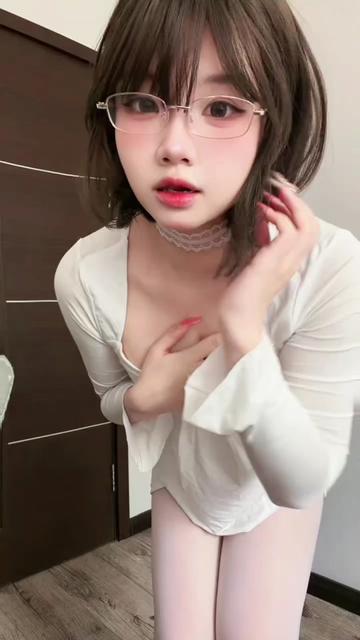 @Silk_n_pussy