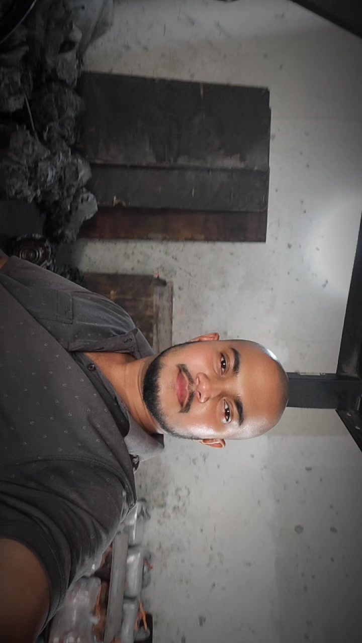 @মনভোলা পন্ডিত❤️❤️