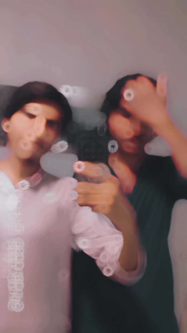 @Desi_boy