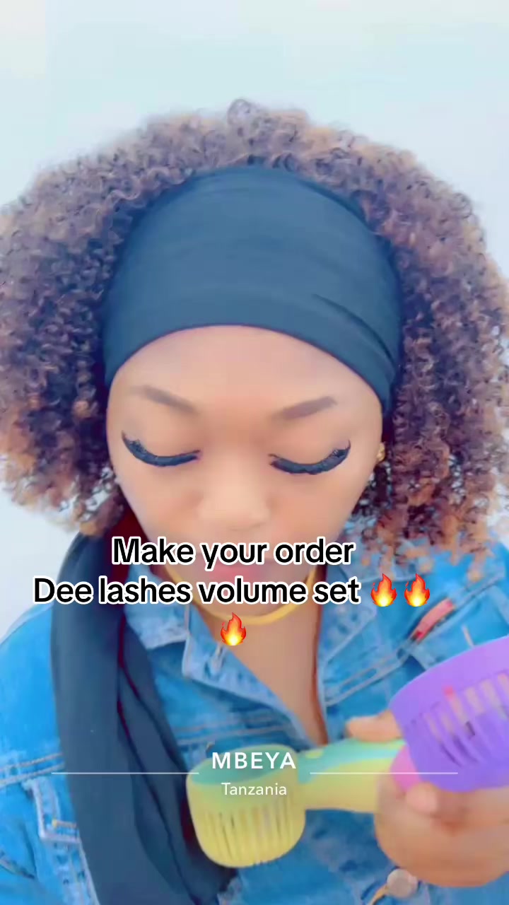 @Dee_lashes_conture