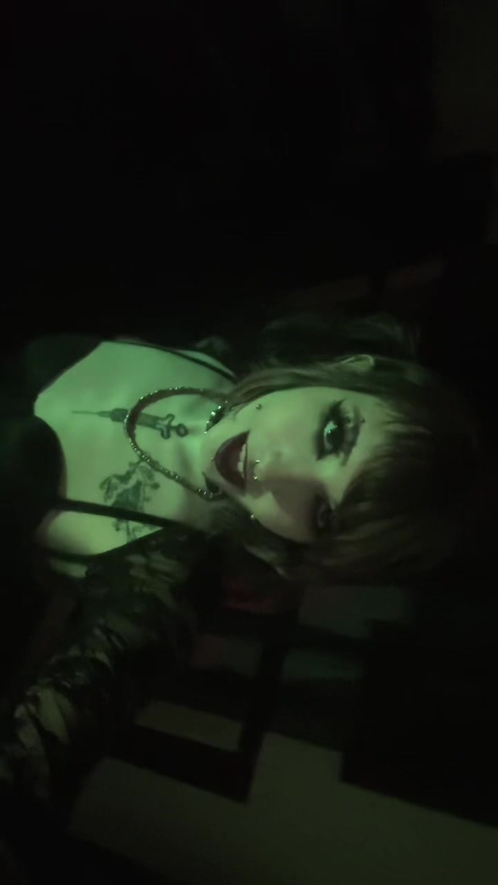 @trixiefink
