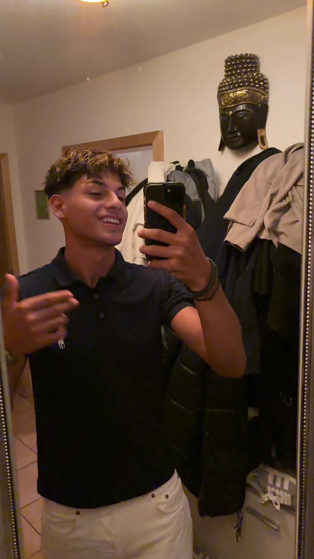 @christosvito