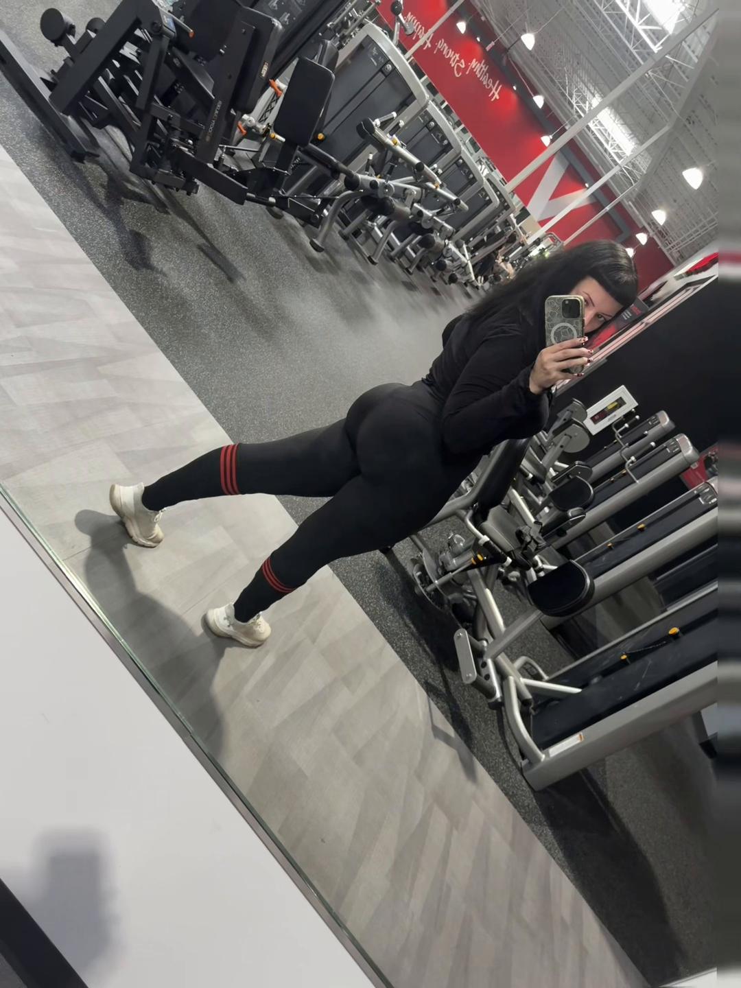 @Kristenypoo