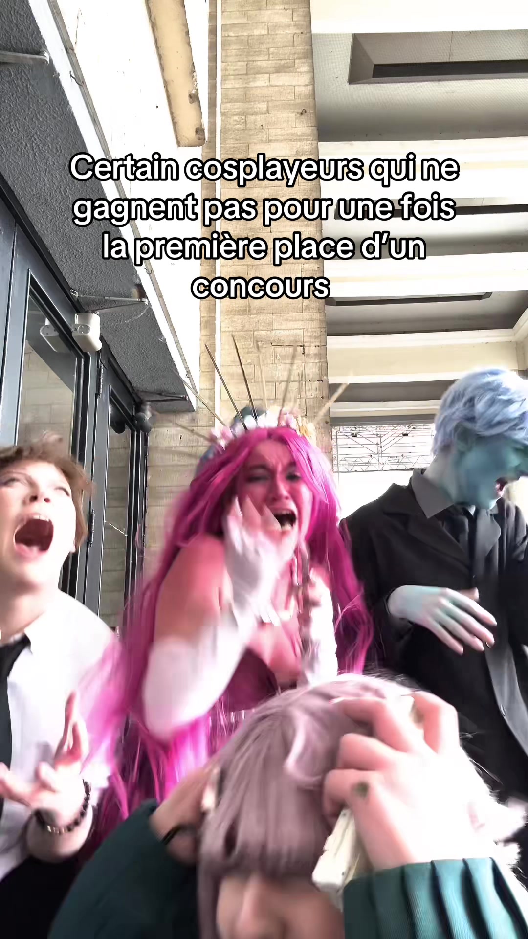 @Emmouu