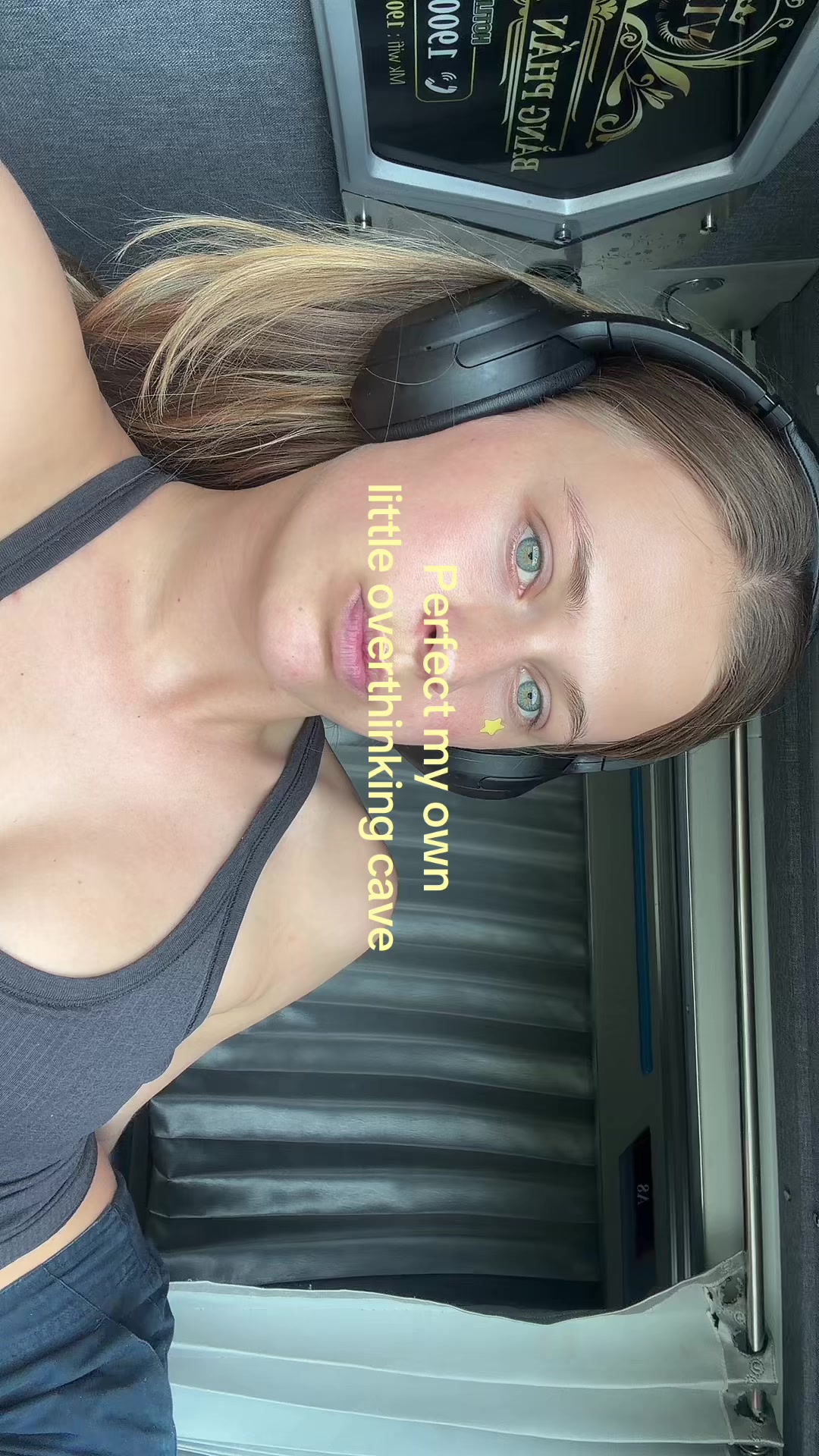 @sarahthesingingsquirell