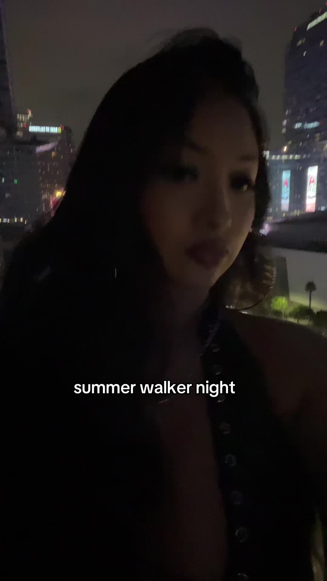 @Luna🌙
