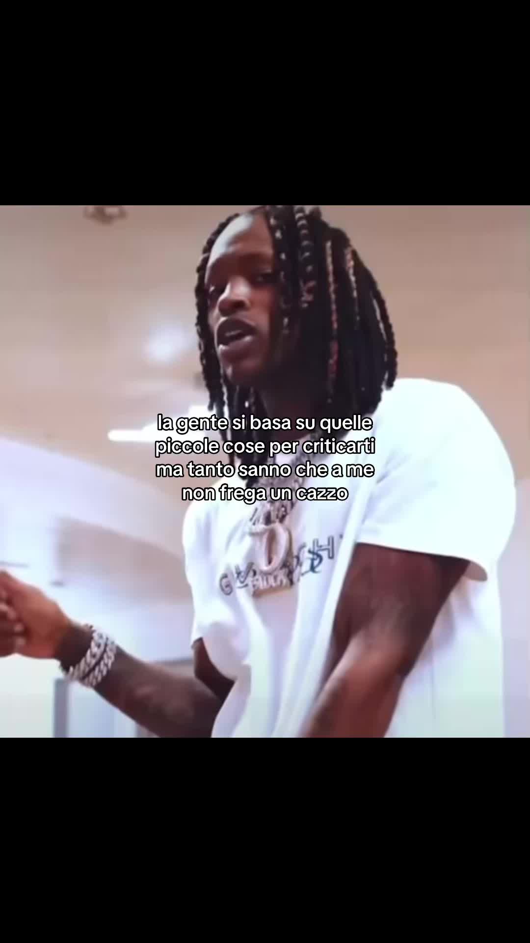 @18𖣂