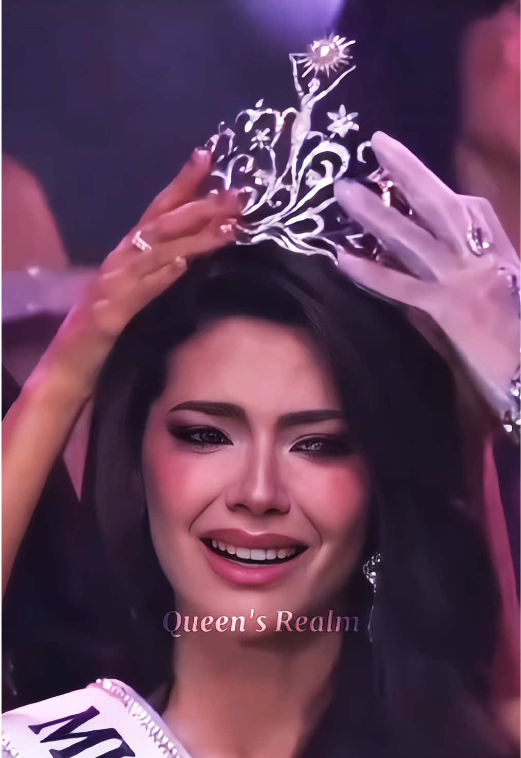 @Queen's Realm