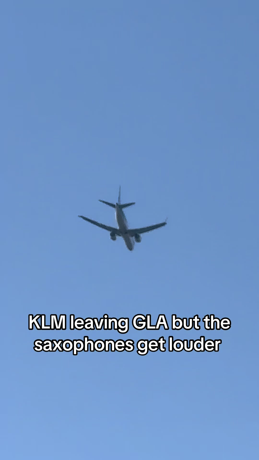 @𝔰𝔬𝔭𝔥✈️🏴
