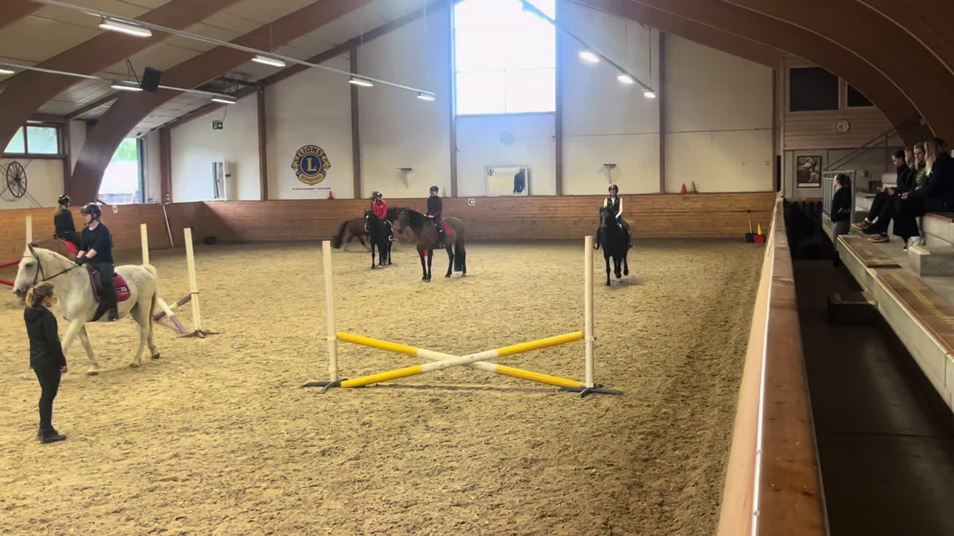 @Equi_&hellip;