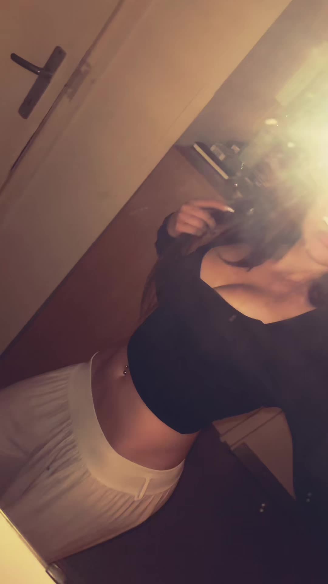 @zselyke