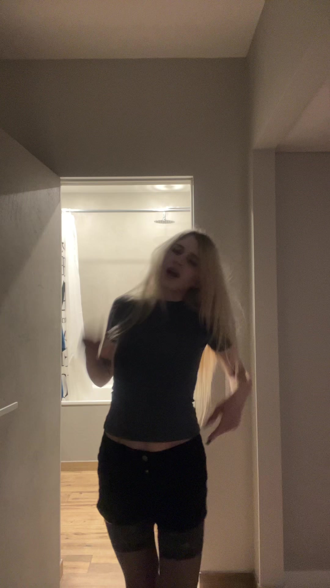 @kisswnnyc