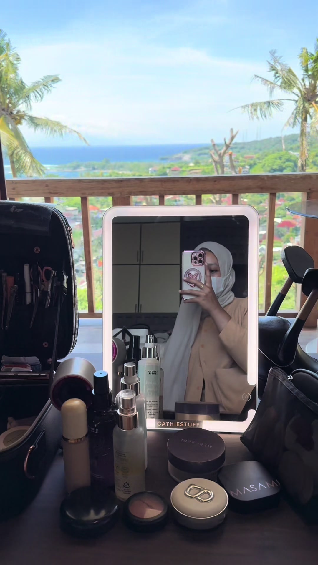 @Sofazahraa_mua
